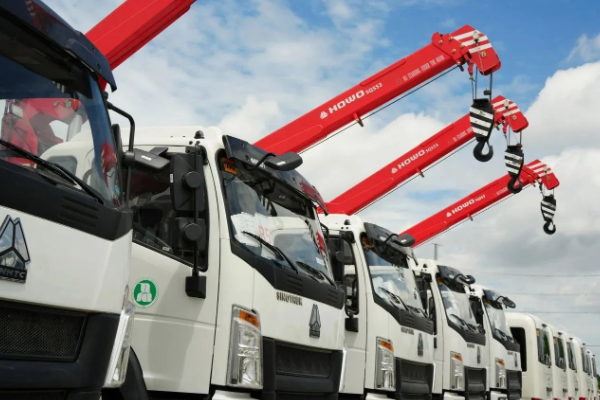 海外批量交付現場，對方為“中國智造”品質點贊！