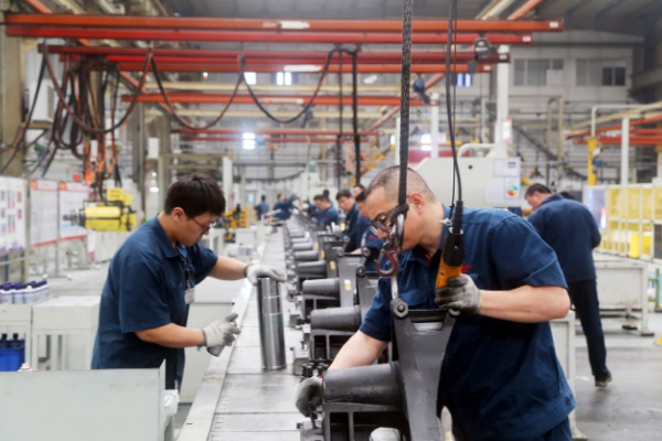 首季開門紅丨“加減乘除”搶開局 全力以赴創佳績